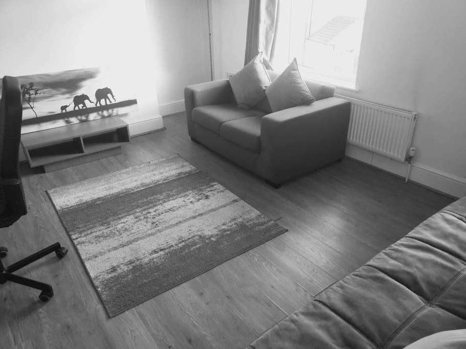Apartamento From Entire Flat Coventry
